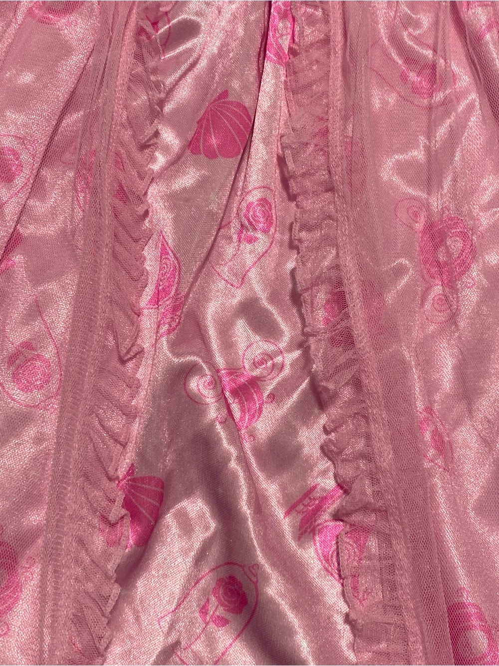 Disney Pink Princess Gown Size 5T Featuring Ariel, Belle, Cinderella and Moana - Picture 2 of 7